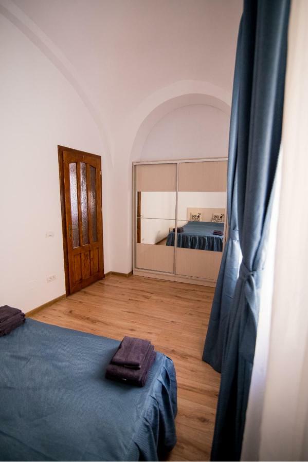Heart Of City Apartament 오라데아 외부 사진